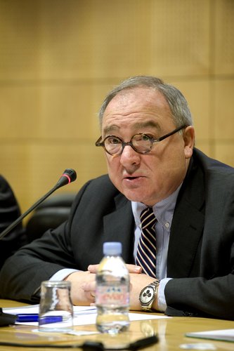 ESA's Director General during the annual press briefing on 14 January 2009