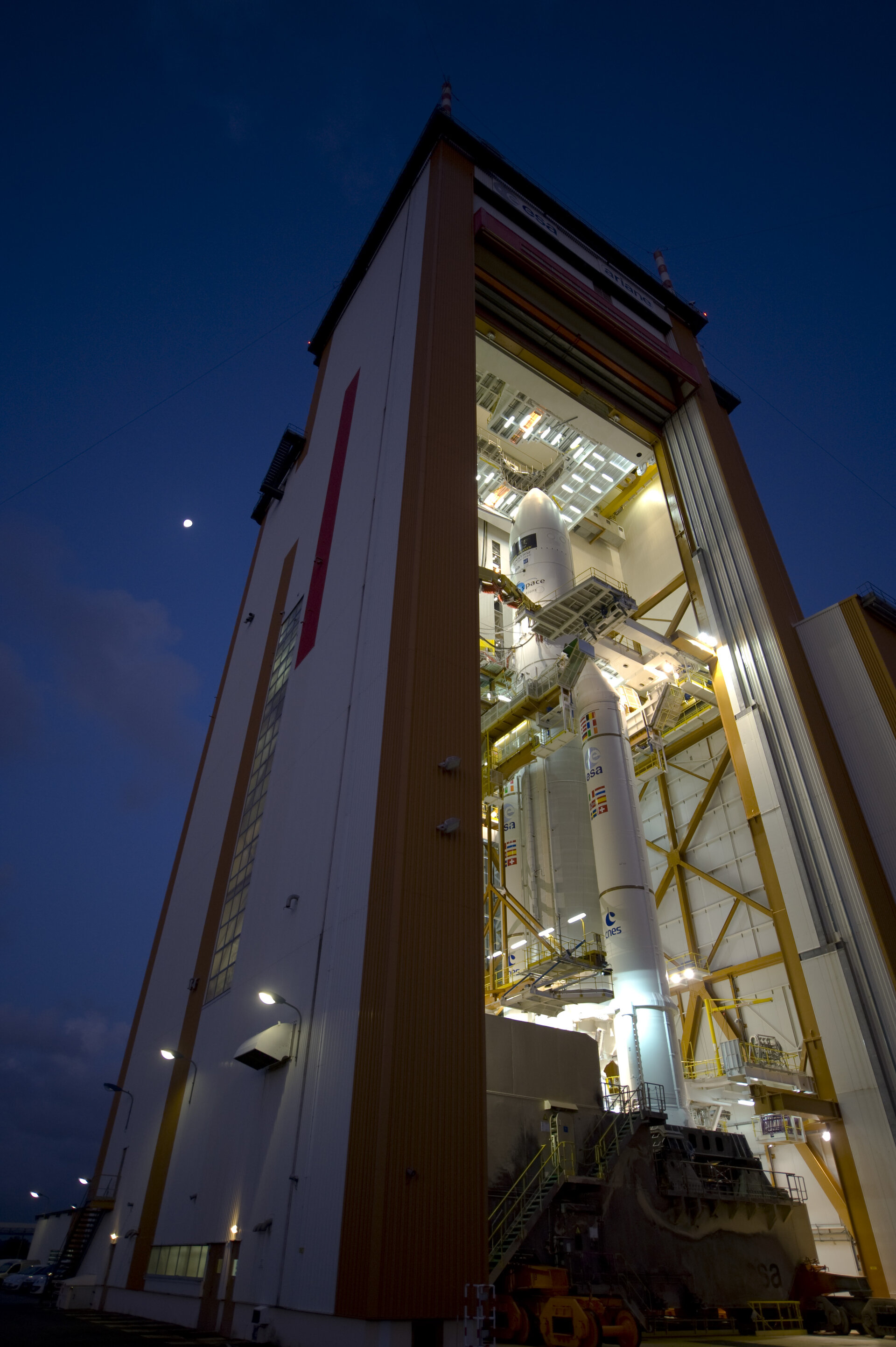 Ariane 5 enclosing Herschel and Planck