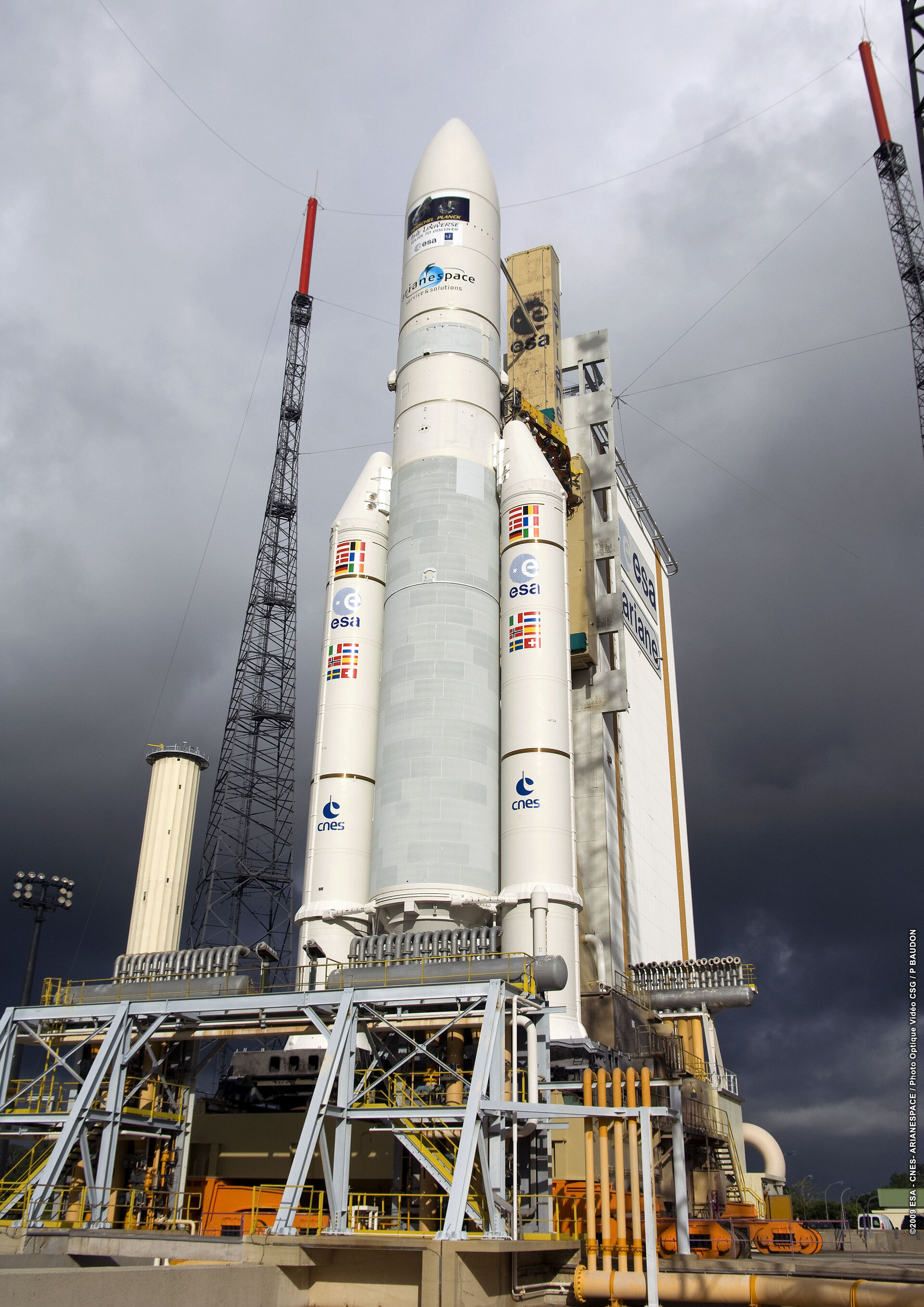 Ariane 5 with Herschel and Planck at launch pad