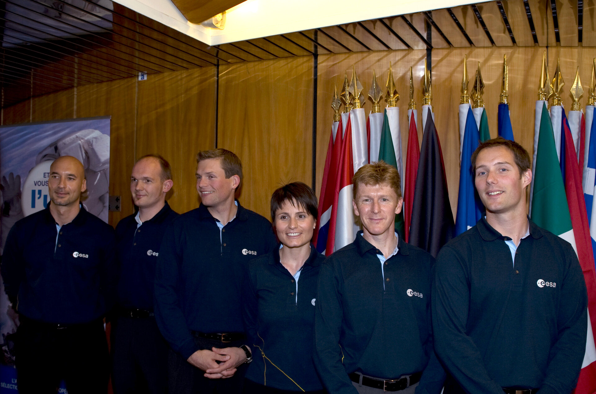 Six nouveaux astronautes, dont Th. Pesquet (à droite)