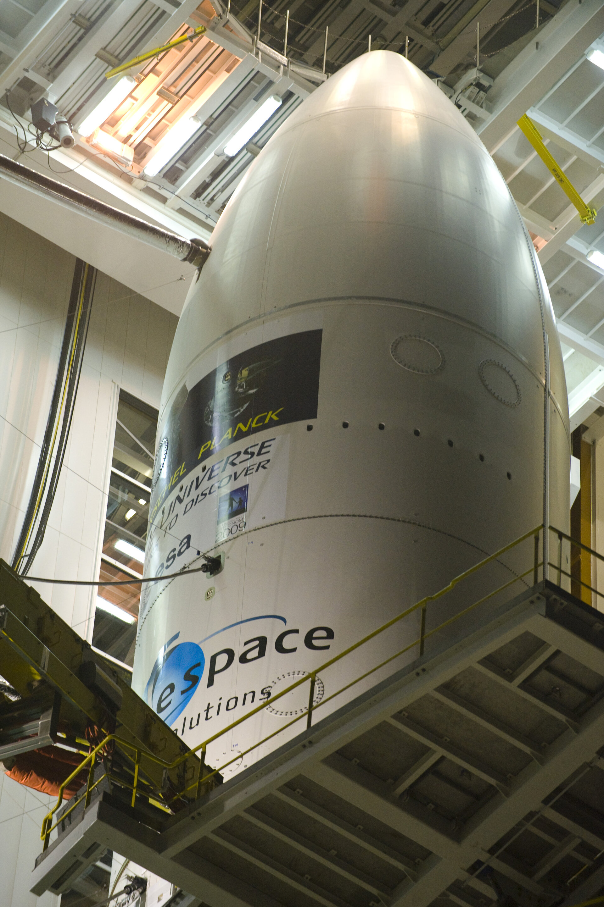 Fairing of the Ariane 5 enclosing Herschel and Planck