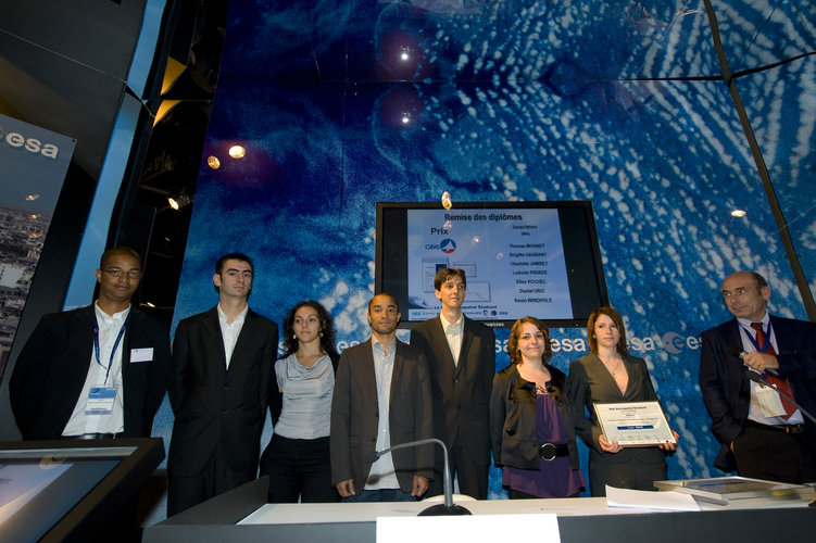 Prizegiving ceremony for the Student Aerospace Challenge in the ESA Pavilion at Le Bourget