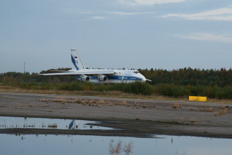 Antonov landing in Arkhangelsk