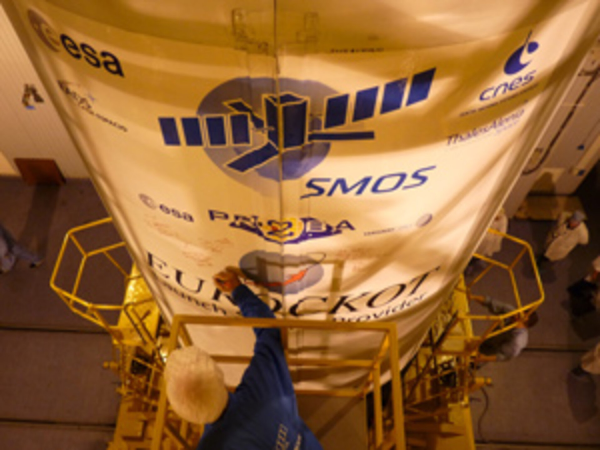 Signing the fairing logo