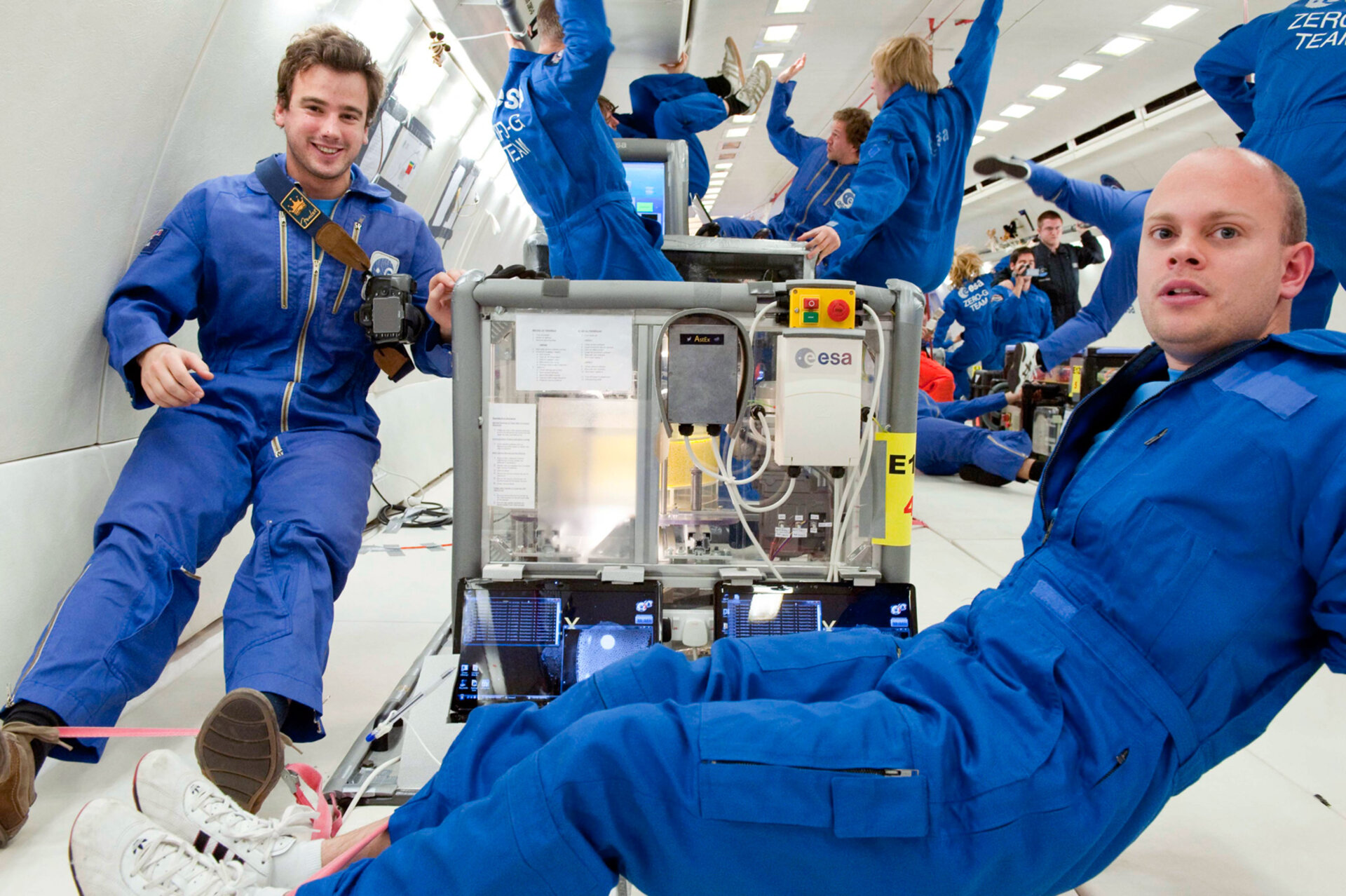 The UK-French team in microgravity