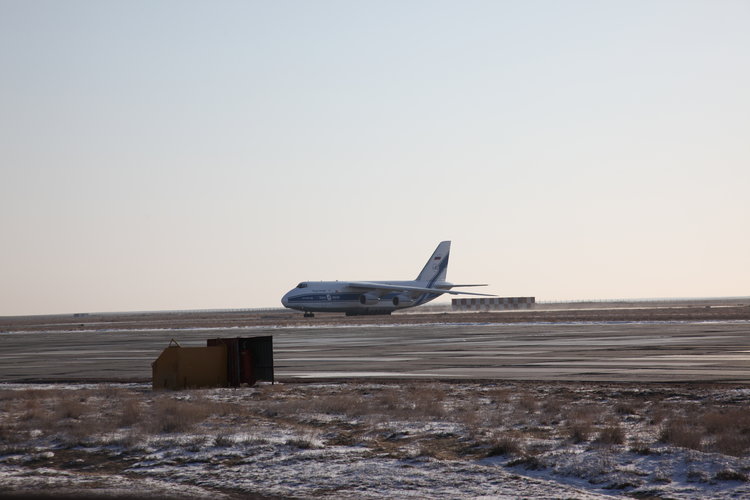 Antonov landing at Baikonur