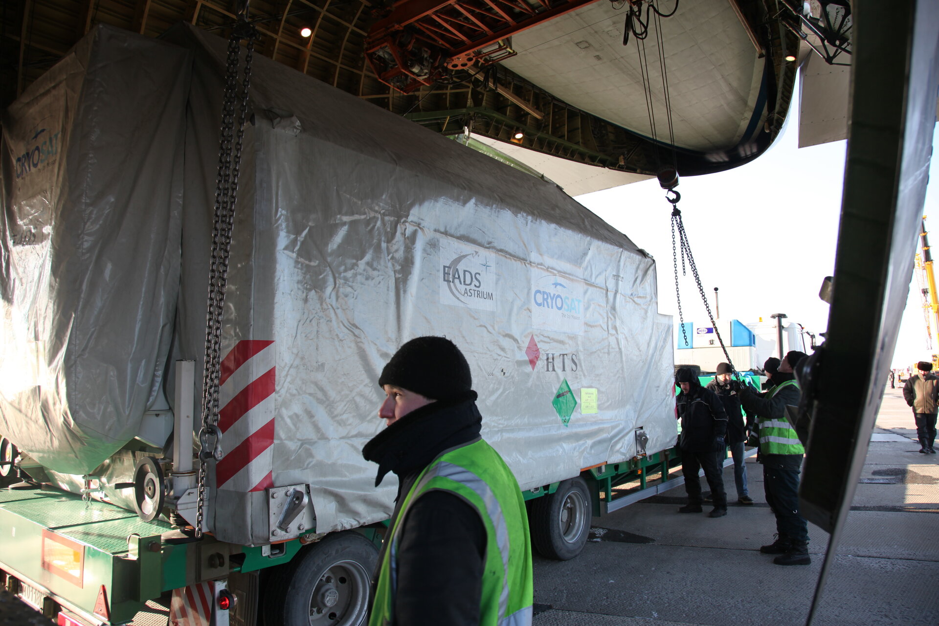 CryoSat-2 loaded onto lorry