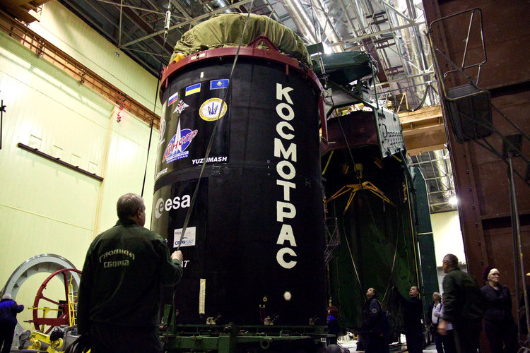 Space head module returns to the integration facilities
