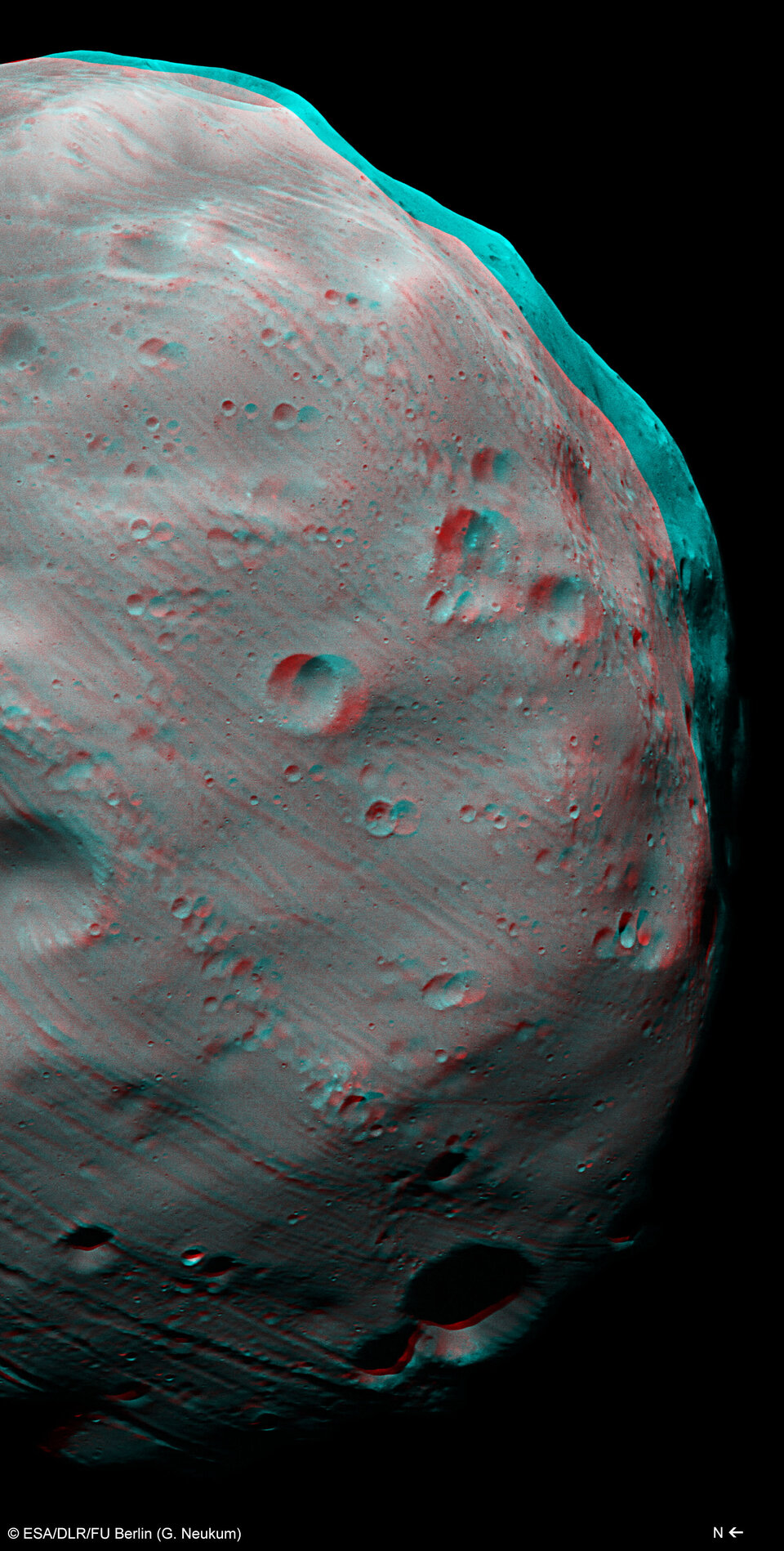 Měsíc Phobos ve 3D.