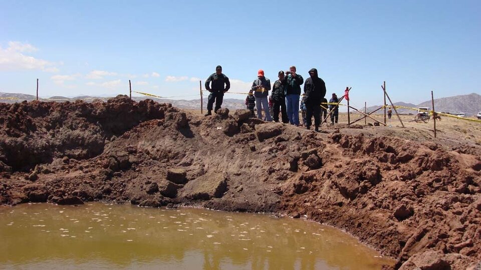 Impact crater near Carancas, Peru, 2007