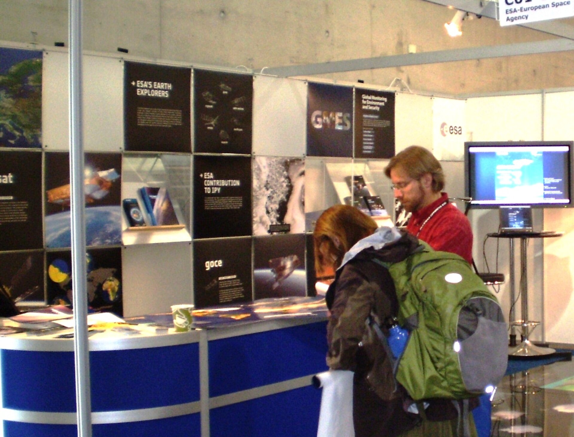 ESA exhibit at IPY Oslo Science Conference
