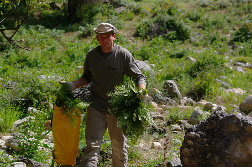 Andreas with insulation material