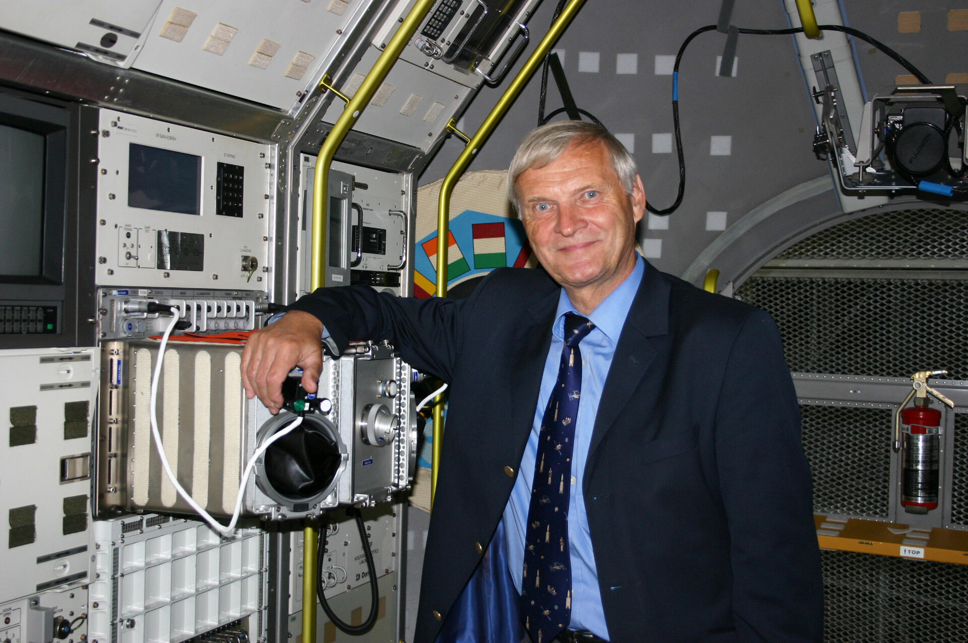 Ernst Messerschmid revisits Spacelab in a training mock-up