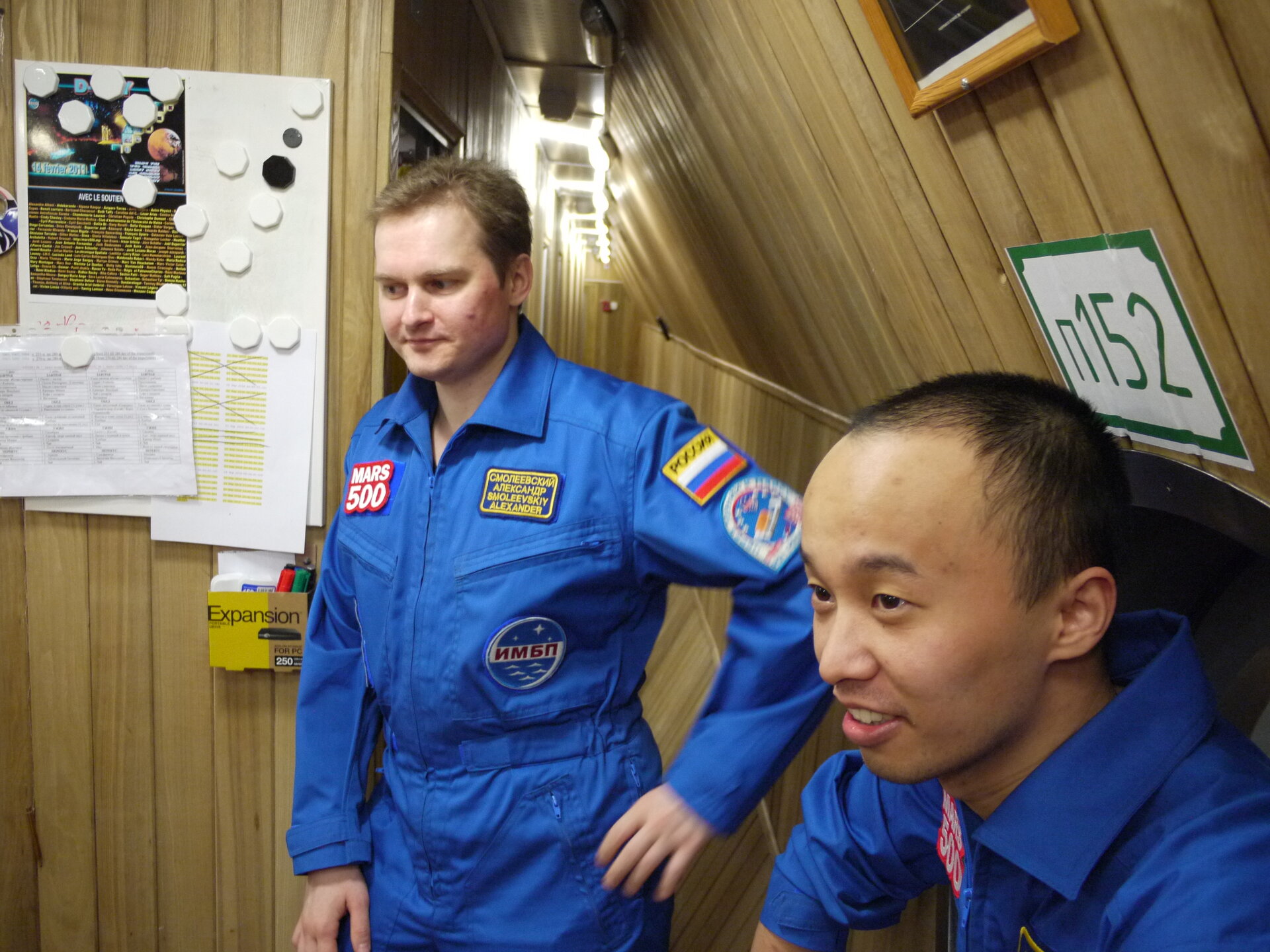 Alexandr and Wang back in the orbital modules
