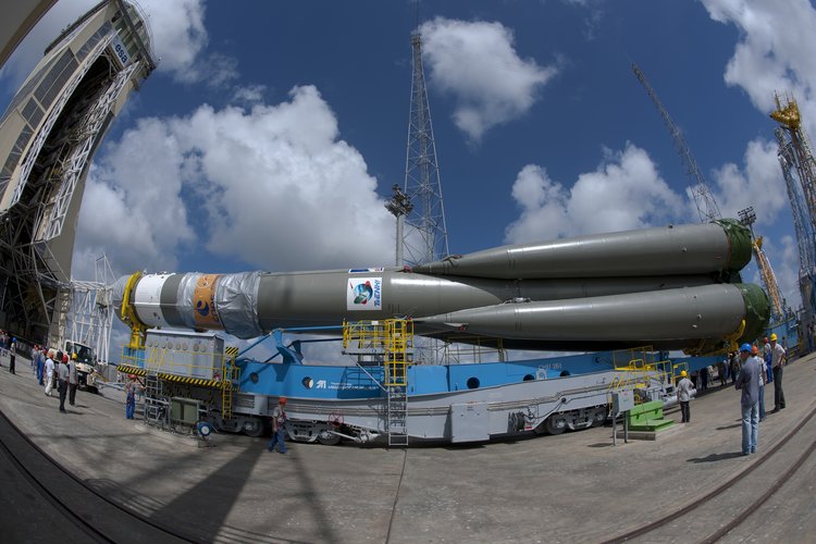 Soyuz transfer to launch zone