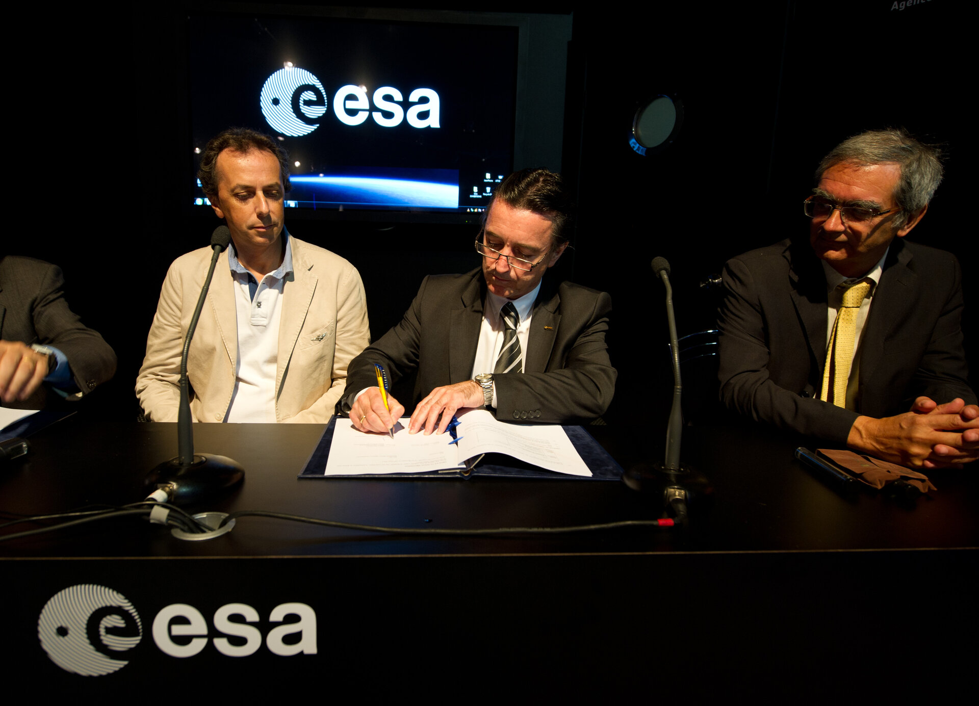 ESA/Cristiano di Thieme SPA license agreement