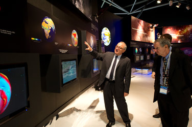 Michael Griffin and Jean-Jacques Dordain visit the ESA pavilion