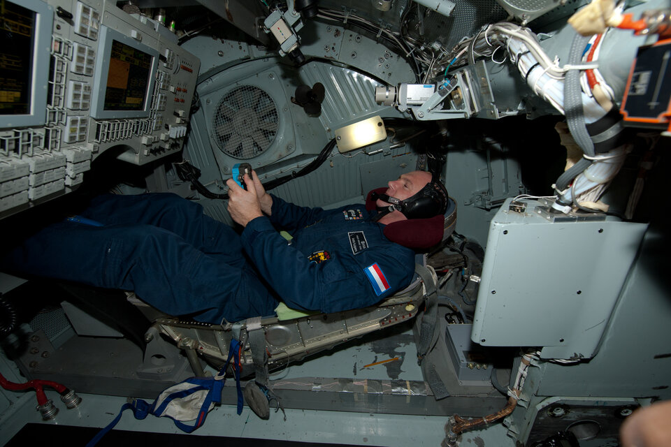 Training inside a centrifuge