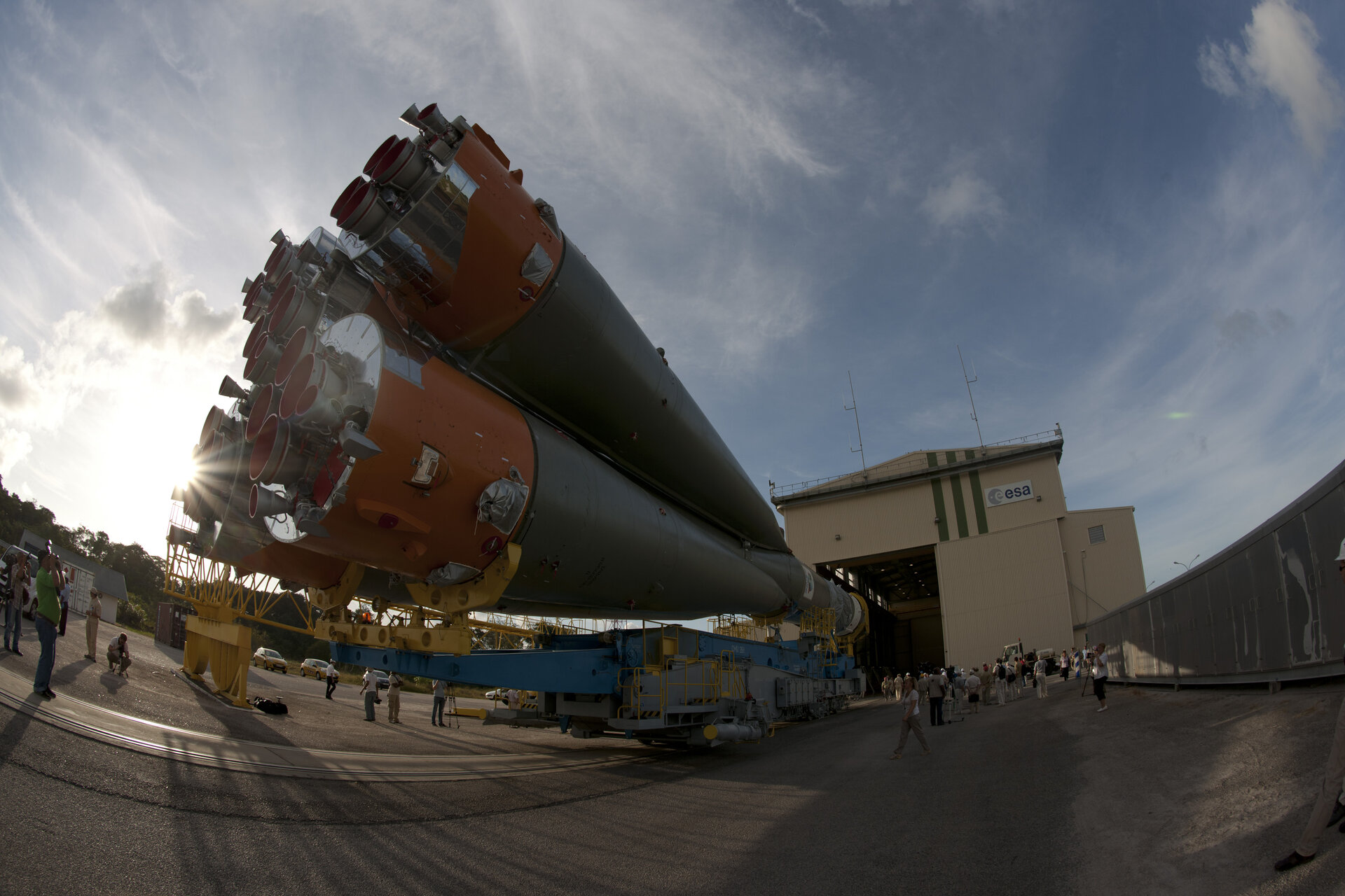 Soyuz VS01 transfer to launch zone