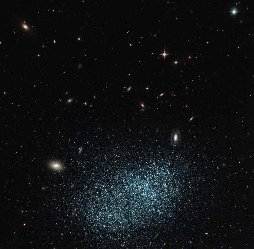 Dvärggalaxer är vanliga men svåra att upptäcka på grund av att de är så ljussvaga.