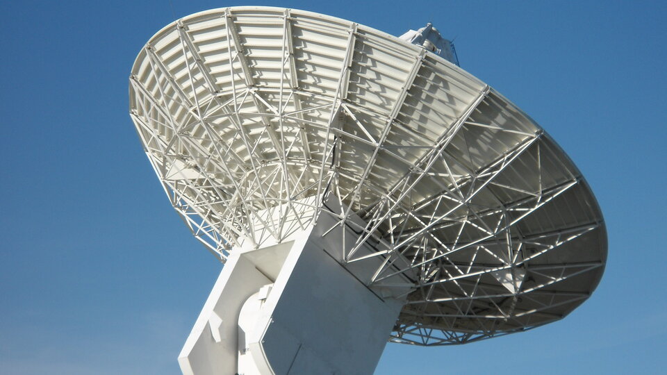 Antena odbiorcza sygnału Galileo w paśmie L w Redu