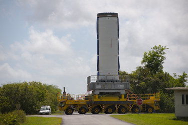 Transfer of Vega's P80 first stage to launch pad