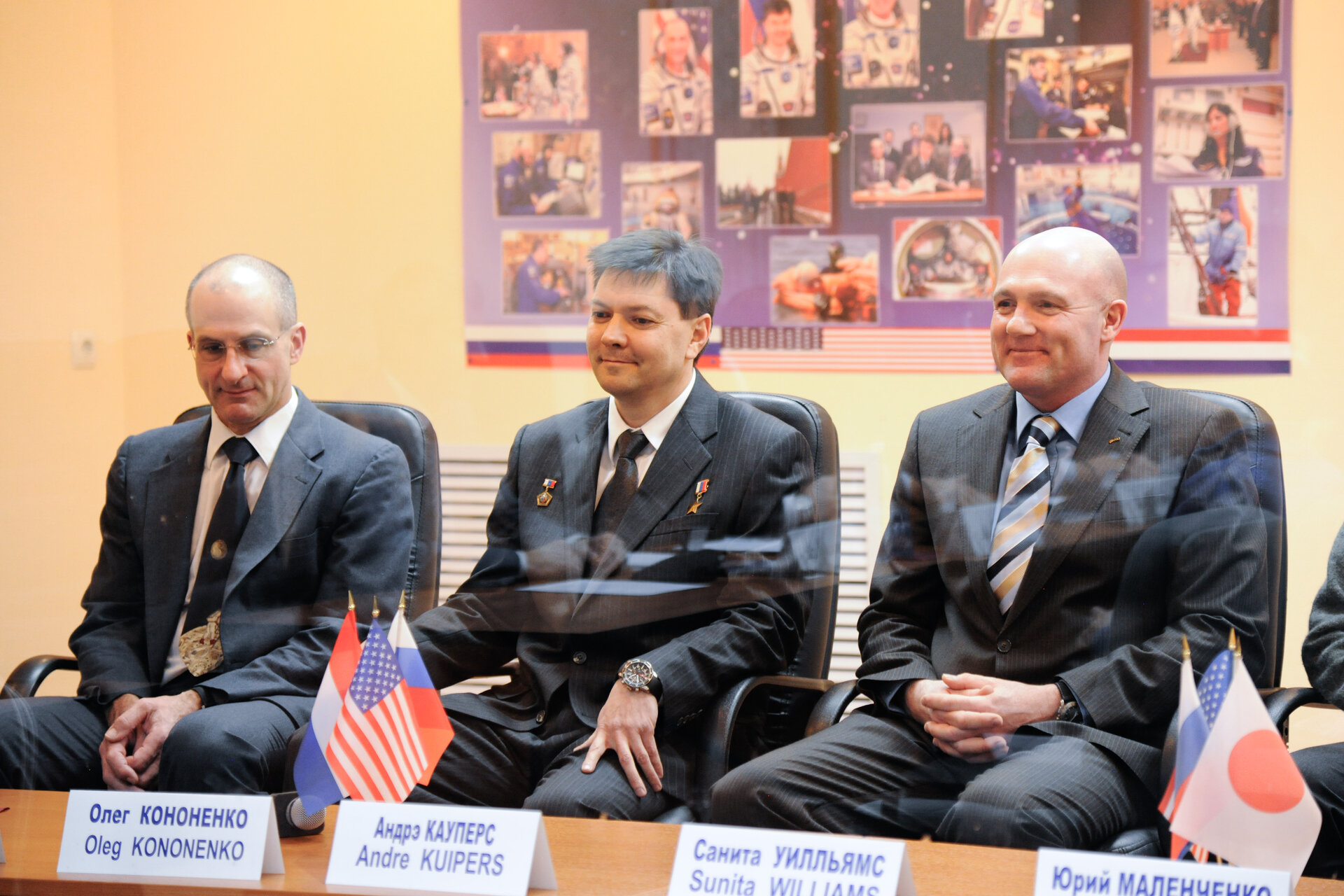 Expedition 30/31 crew members during the Russian State Commission