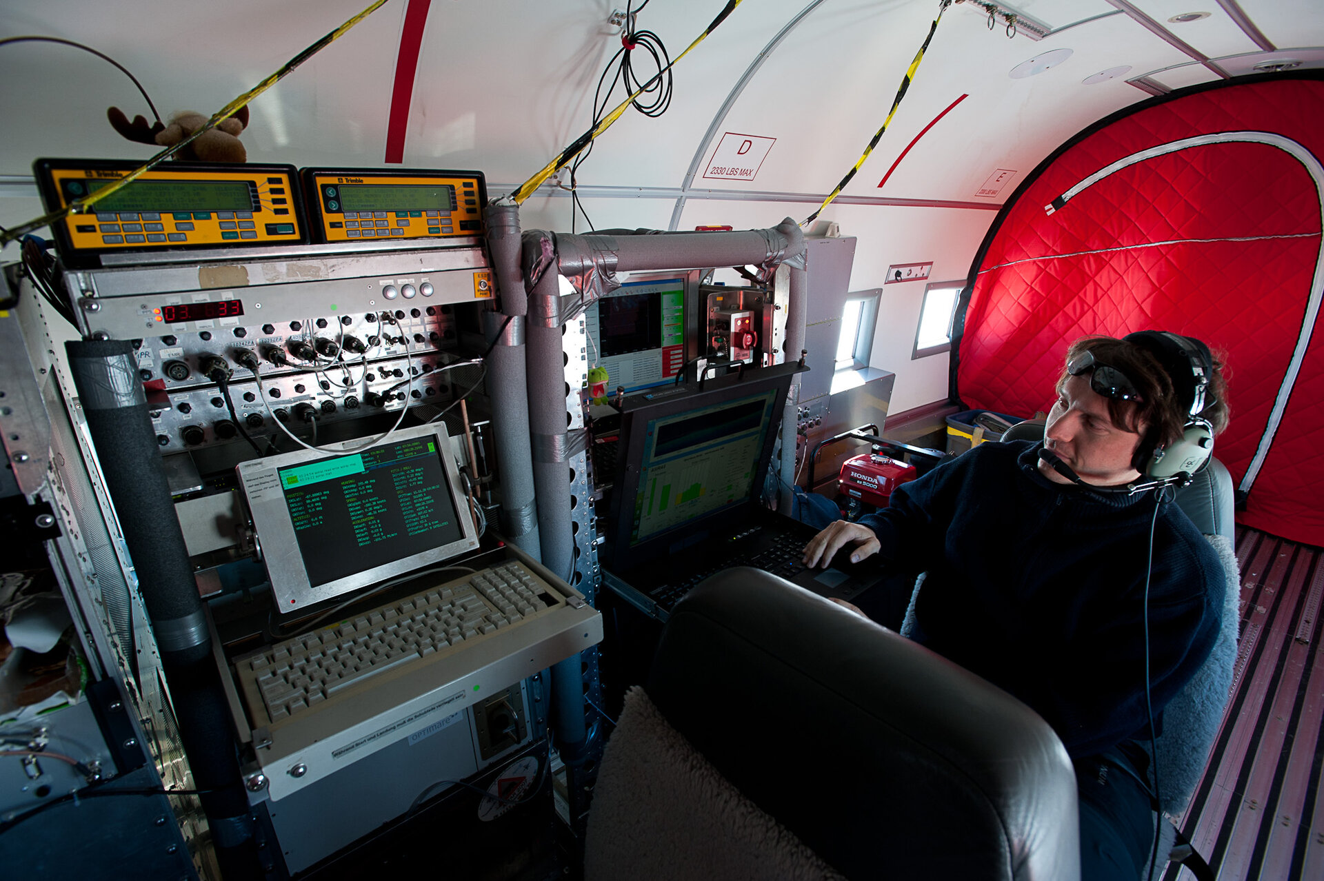 Instruments inside the Polar-6