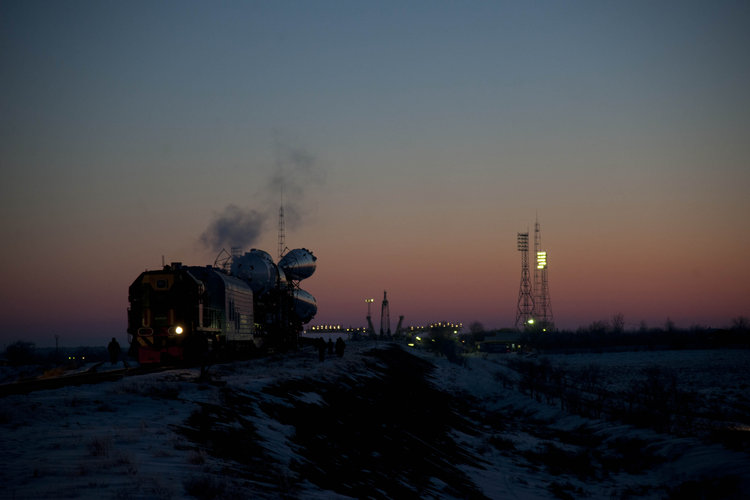 Launch vehicle transfer for the PromISSe Mission