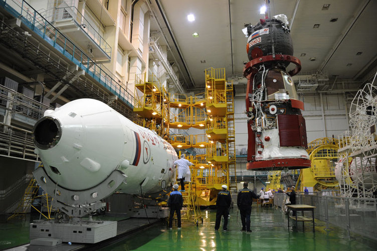 Soyuz TMA-03M delivered to Assembly and Testing Facility