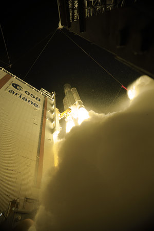 Liftoff of Ariane 5 VA205 with ATV-3