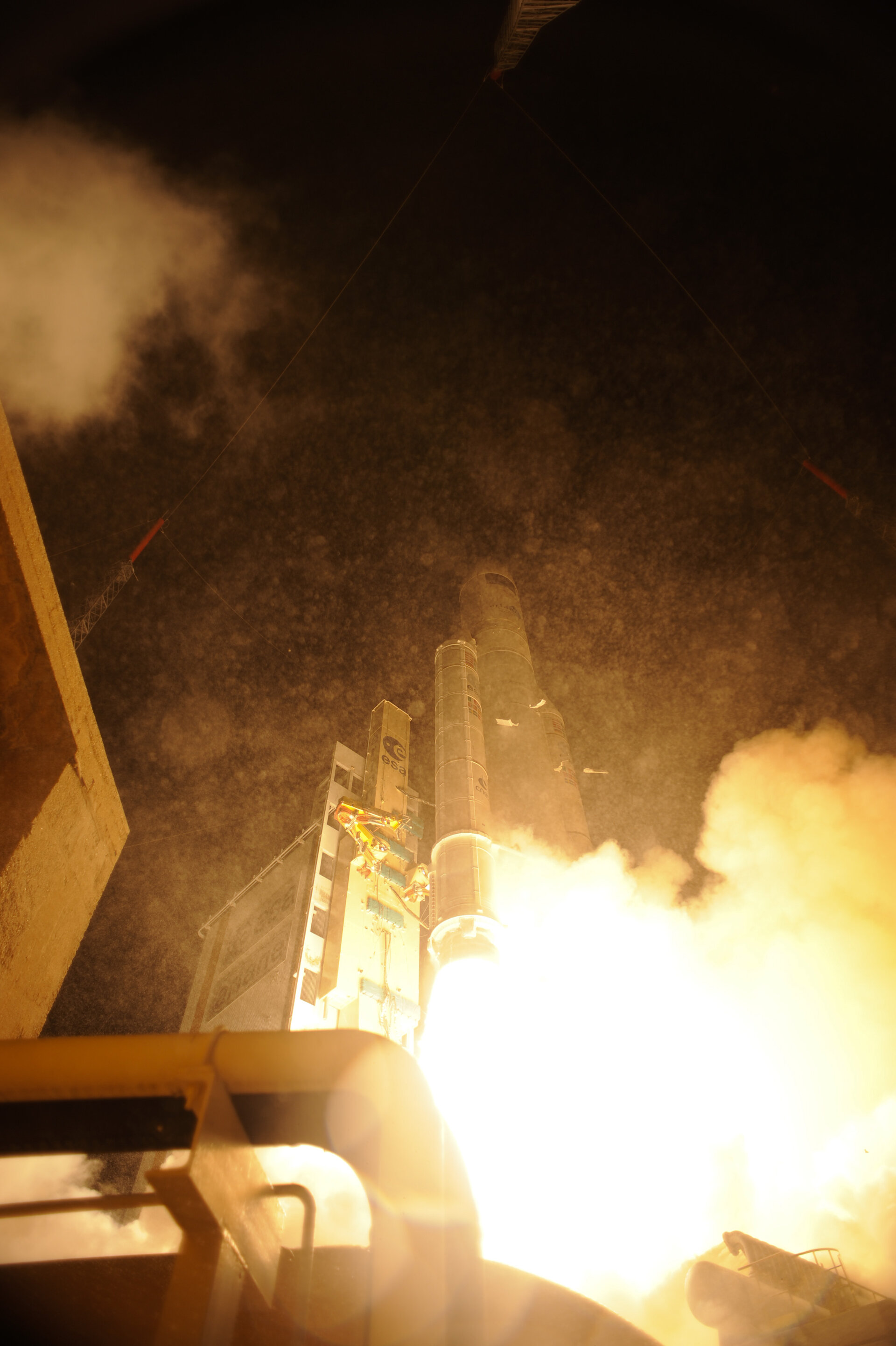 Liftoff of Ariane 5 VA205 with ATV-3