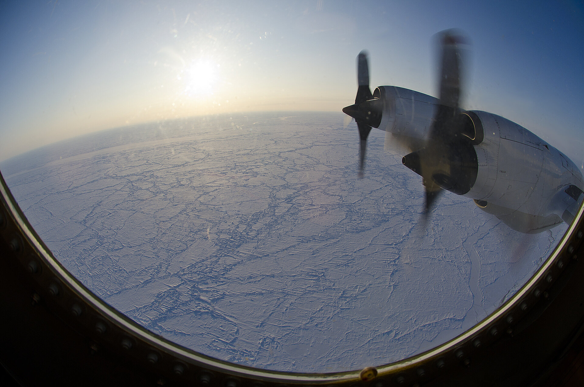 Gelo do Ártico visto pela P-3 da Nasa
