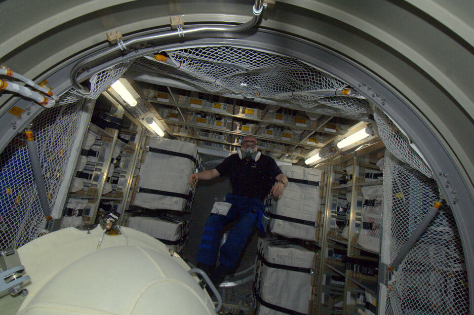 First image of Kuipers inside ATV-3