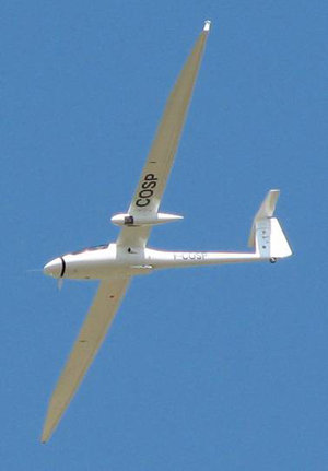Glider with Ka-band radar under wing