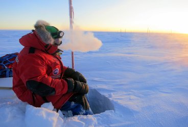 Concordia crew in the cold