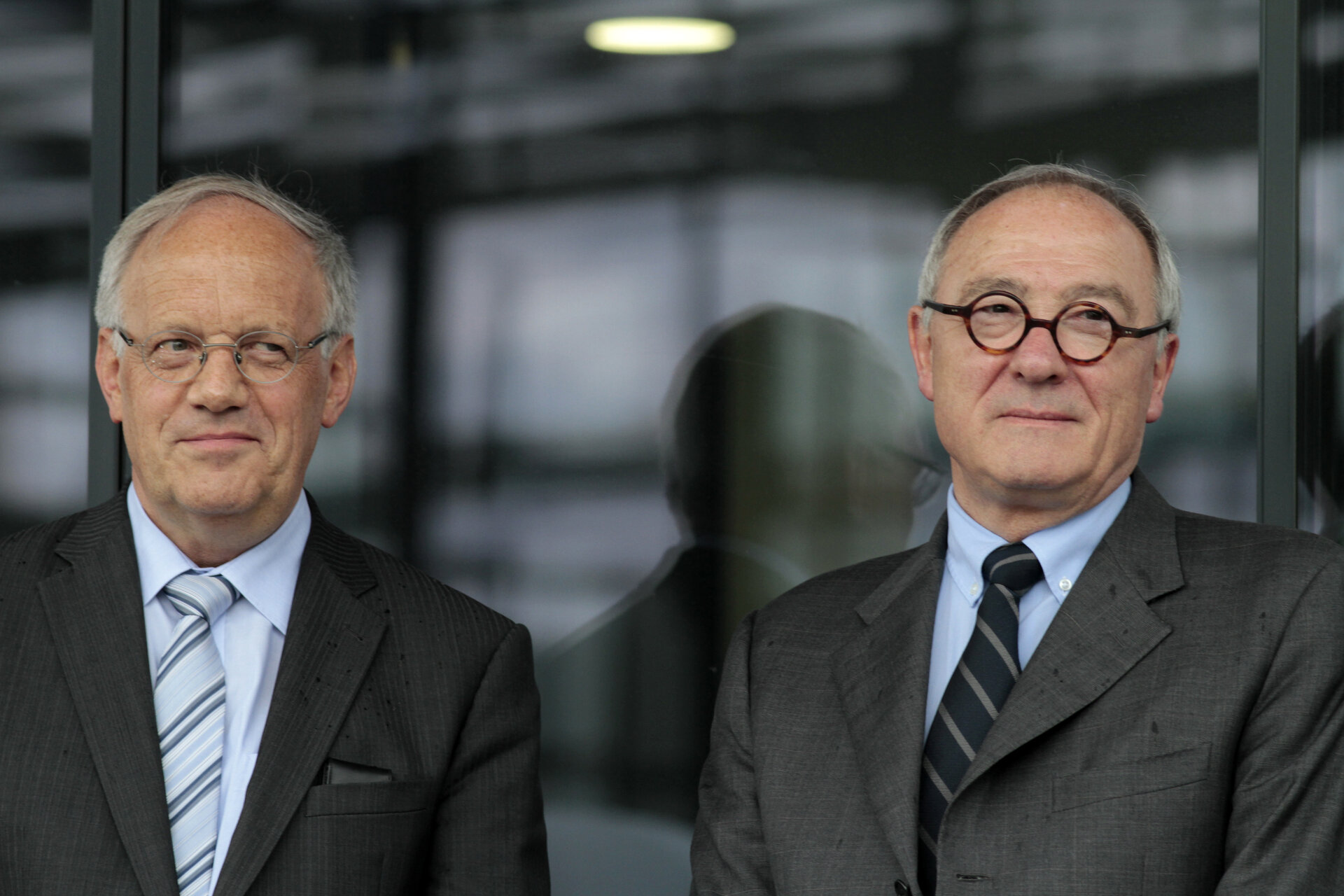 Bundesrat Johann N. Schneider Ammann und ESA-Generaldirektor Jean-Jacques Dordain