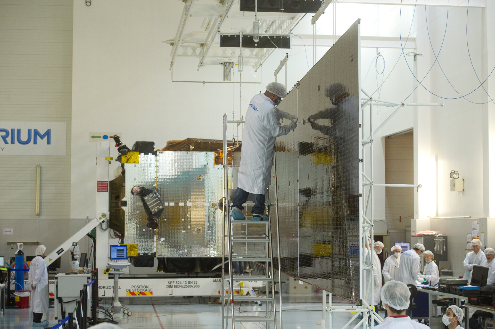 Alphasat solar array installation