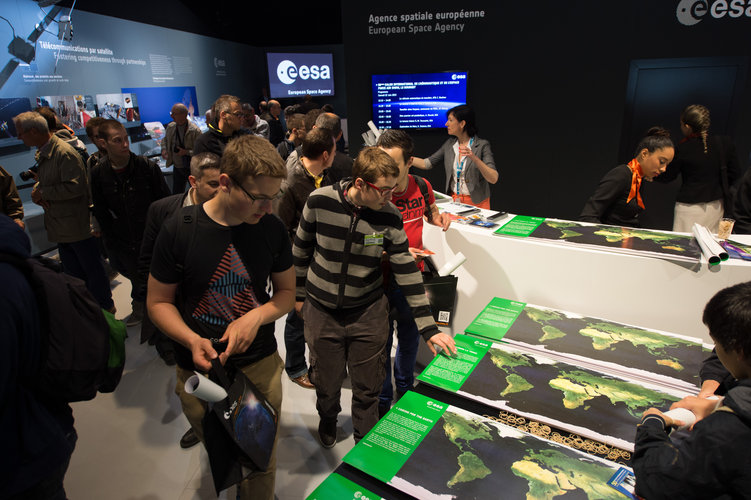 Public day at the ESA Pavilion, Paris Air and Space Show