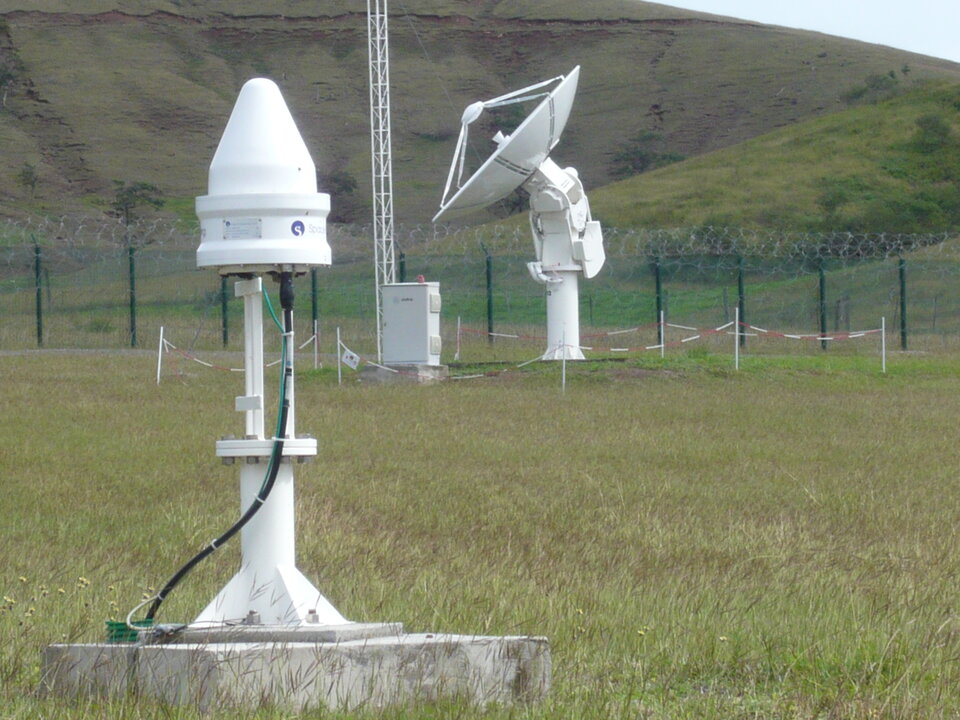 Galileo Sensor Station and Uplink Station