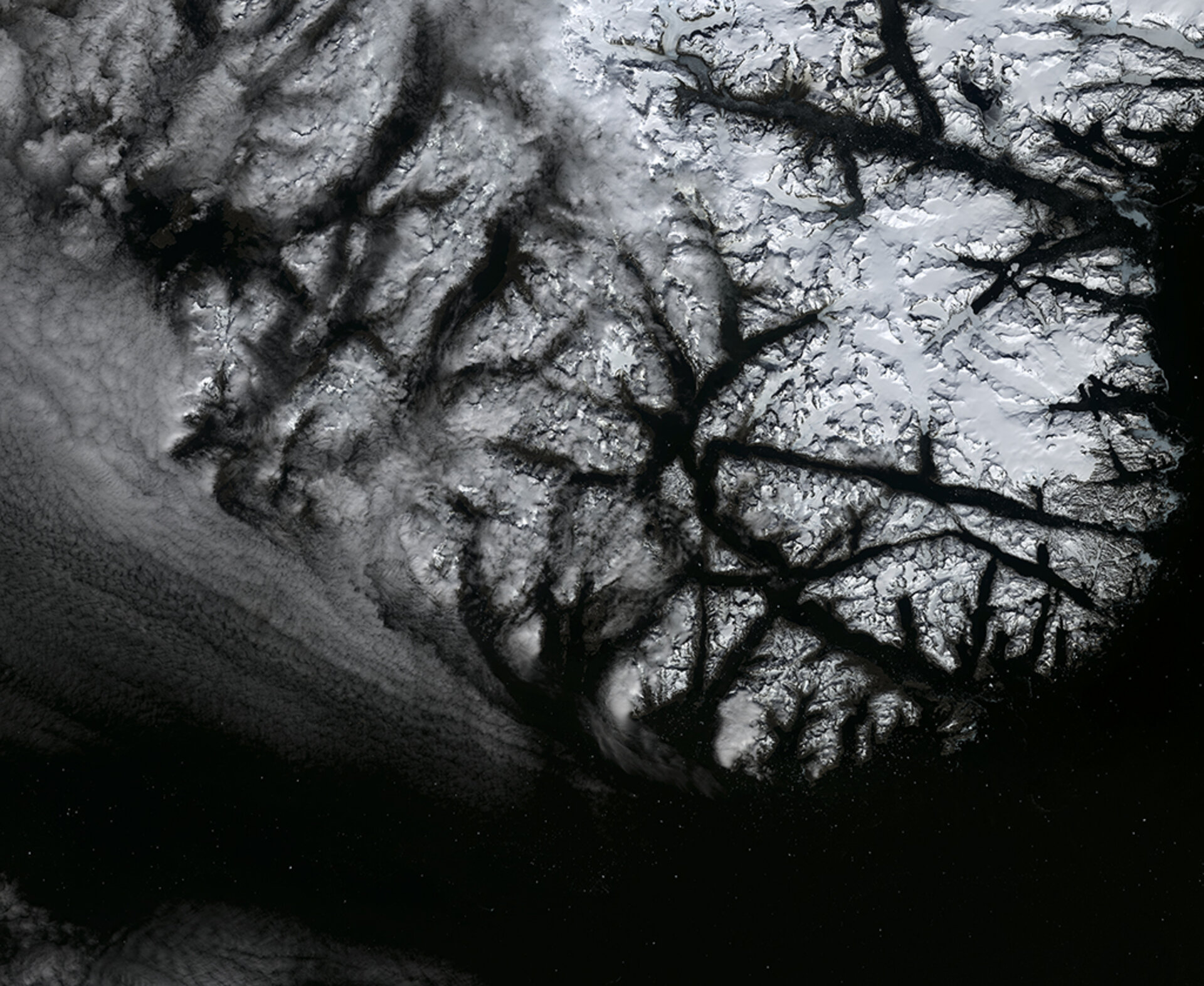 Fjords and ice streams along southern Greenland