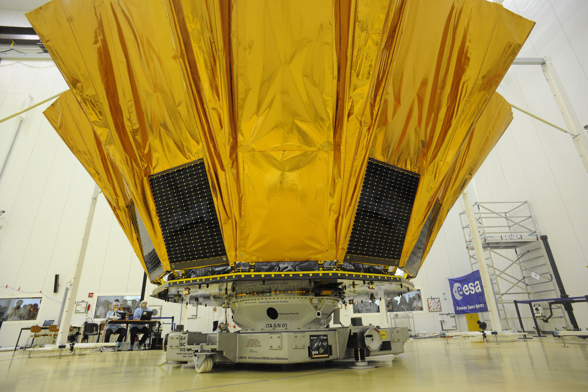 Deployment of Gaia's DSA