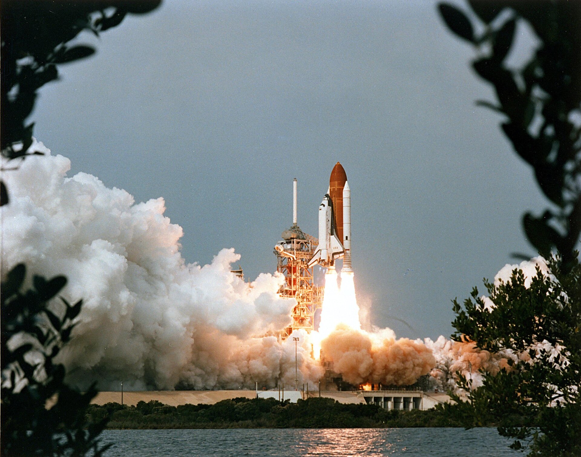 Spacelab-1/STS-9 launch, 28 November 1983
