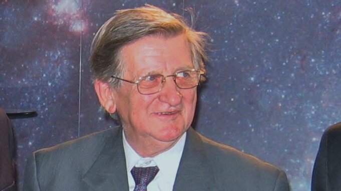Prof. Georg Koppenwallner