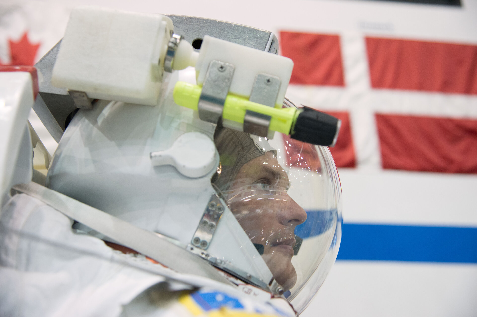 Andreas at the Neutral Buoyancy Lab