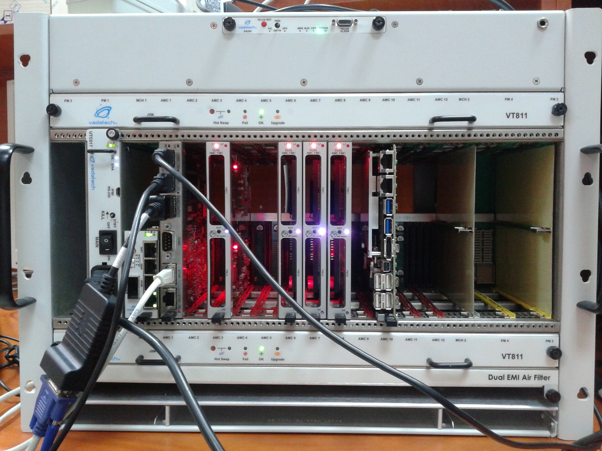 Krata MTCA z modułami firmy Creotech Instruments SA 