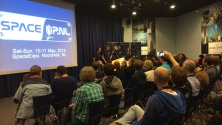 100 deelnemers bezochten de eerste Nederlandse editie van SpaceUp