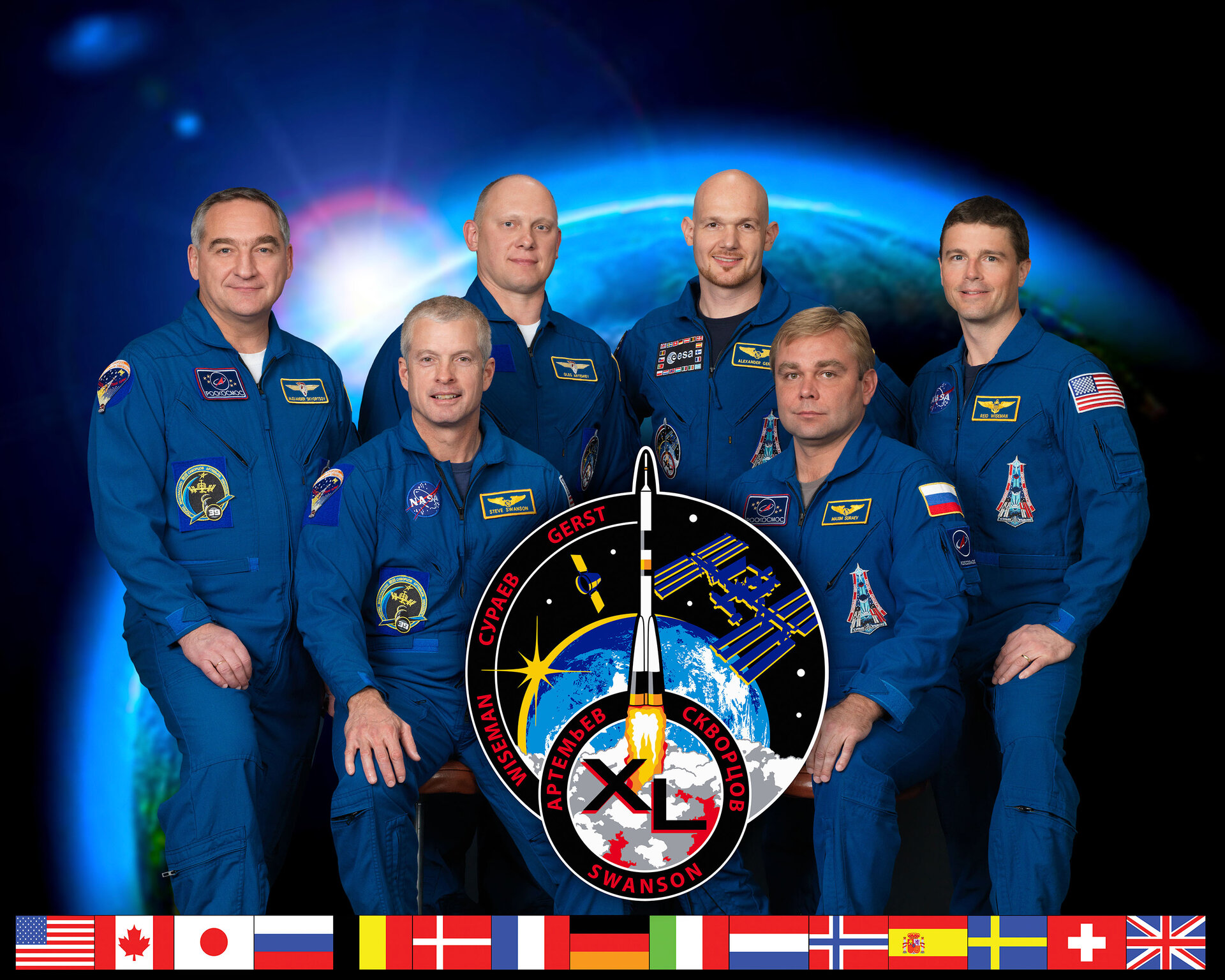 Expedition 40 crew members 