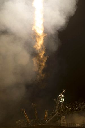 Liftoff of Soyuz TMA-13M on 28 May 2014