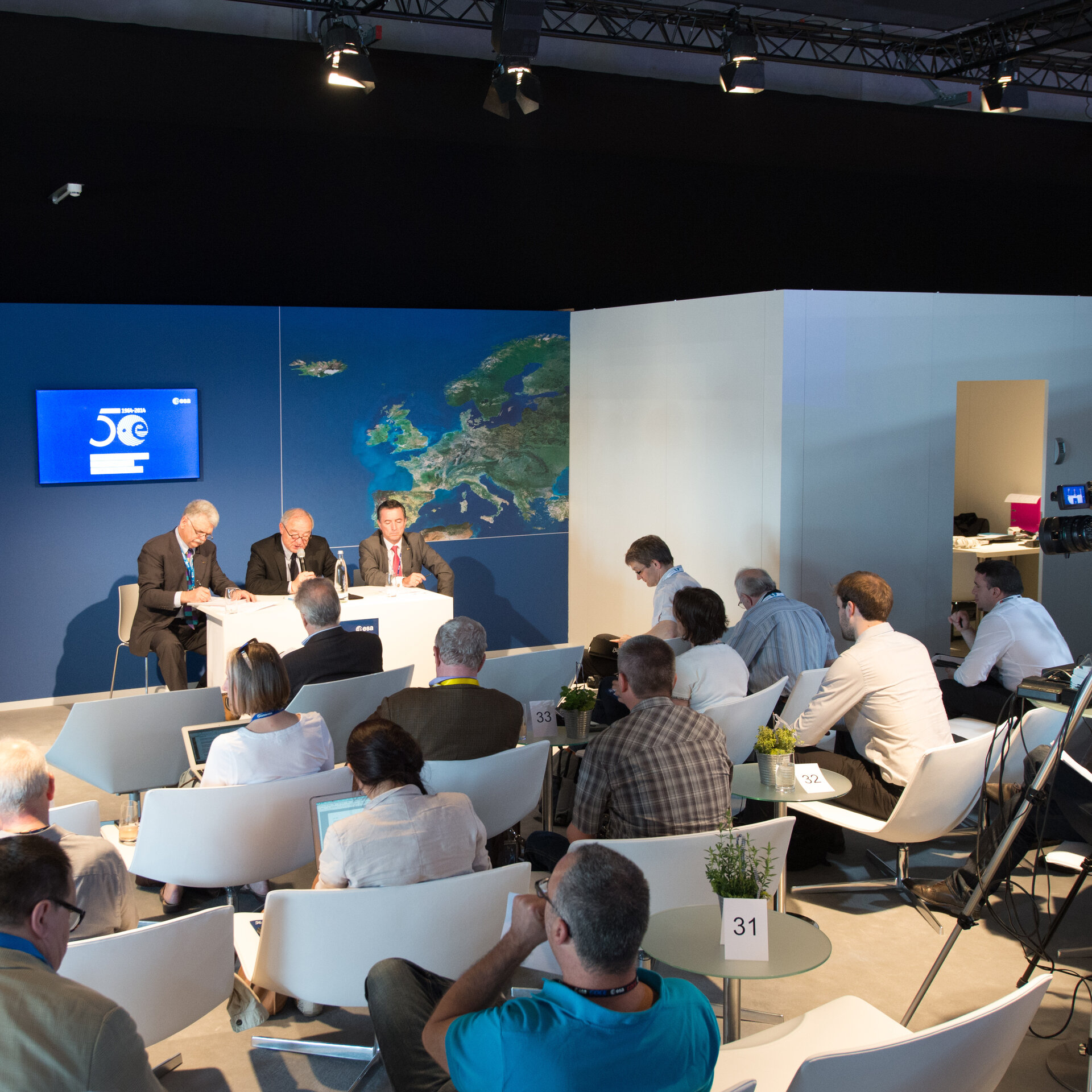 Press conference with Jean-Jacques Dordain